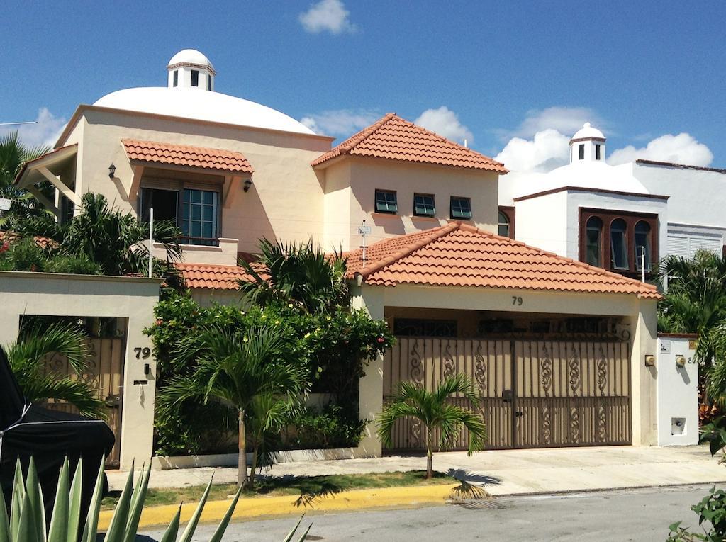 Home Away From Home (Adults Only) Cancun Exterior photo